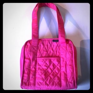 Yazzi travel organizer